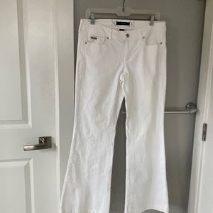 White House Black Market Noir Low Rise Flare white jeans size 6